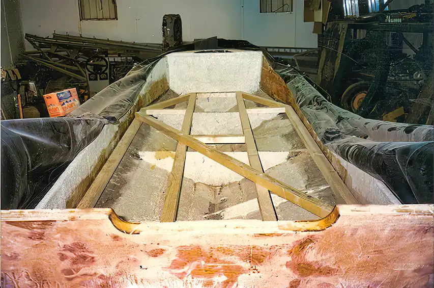 © The Scandinavian Inflatable Boat Club 
Rules for mounting floorboard - picture 4